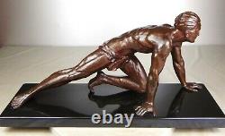 1920/1930 J De Roncourt Grnde Statue Sculpture Art Deco Homme Athlete Sportif Nu