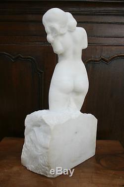Amédéo GENNARELLI Femme nue Sculpture en marbre de Carrare Art Déco