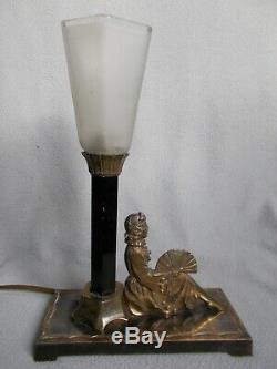 Ancien lampe veilleuse art deco sculpture femme eventail & tulipe en verre vase