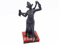 Ancienne sculpture art déco en régule figurant une danseuse orientale