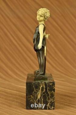 Art Déco Bébé École Fille à Jouer Bronze Sculpture Avec Figurine Solde