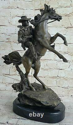 Art Déco Sculpture Cowboy Cheval Entraînement Pistolet Bronze Statue Main À Par