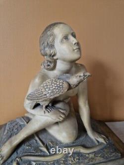 Bohumil Rezl Sculpture en terre cuite patiné Femme à l'aigle Art Déco Statue