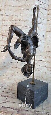 Bronze Sculpture Art Déco Métal Base Moderne Abstrait Nu Femme Acrobate Cirque