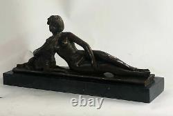 Bronze Sculpture Statue Art Déco Signé L. Bruns France Nu Femme Avec Elle Chien