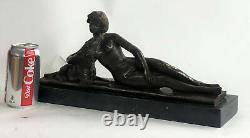 Bronze Sculpture Statue Art Déco Signé L. Bruns France Nu Femme Avec Elle Chien