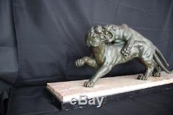 Chamaillerie Feline Sculpture Par Salvatore Melani Bronze Patine Vert A728