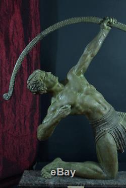 Demeter Chiparus signé Statue Homme Archet art deco Pat Bronze Archery Sculpture