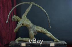 Demeter Chiparus signé Statue Homme Archet art deco Pat Bronze Archery Sculpture