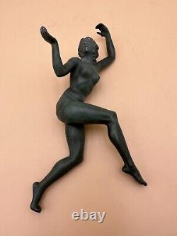 Epoque Art Déco sculpture en régule danseuse sans socle