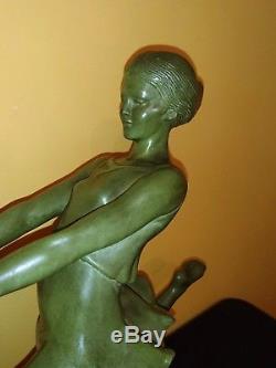 Géo MAXIM Sculpture Femme aux Lévriers Art Déco Période Max Le Verrier, Chiparus