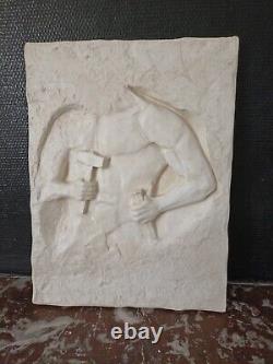 Grand Bas-relief en Staff La Sculpture de l'Accomplissement