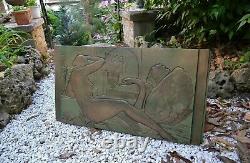 Important fronton de porte Art Déco Leda et le cygne signé Sculpture bas relief