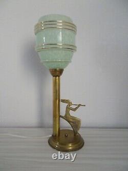 Lampe art deco des années 1930 à 1950 globe en verre sculpture femme statuette