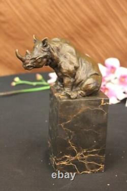 Rhinocéros Taureau Bronze Sculpture Art Déco Style Signé Original Milo Deal