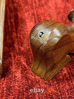 Sculpture bois exotique style Art Déco ramasse miettes objet de curiosité souris