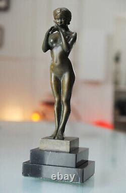Sculpture en bronze Art Deco Signée G. Garreau