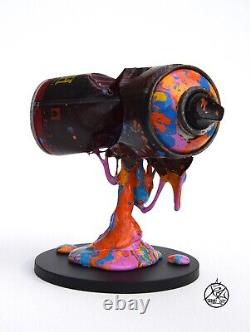 Sculpture graffiti, street art, bombe de peinture coulures clash colors déco