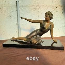 Sculpture statue Élégante danseuse en régule patiné sur marbre Art Déco 1930