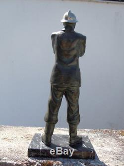 Sculpture statue sapeur pompier d'époque Art Déco