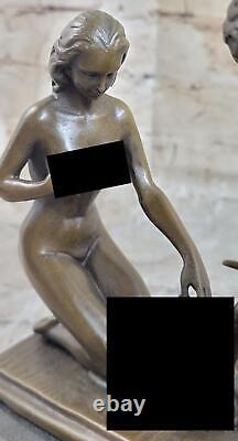 Signée Bronze Art Déco Sculpture Nue Femme Belle Arrosage Statue Chair Ouvre