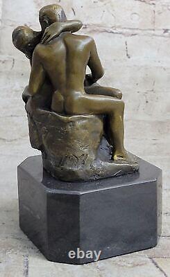 Signée The Bisou Par Français Sculpteur Rodin Bronze Sculpture Érotique Art Déco