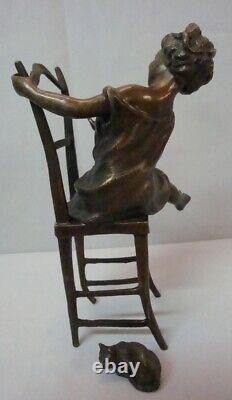 Statue Sculpture Chat Fille Chaise Style Art Deco Style Art Nouveau Bronze massi