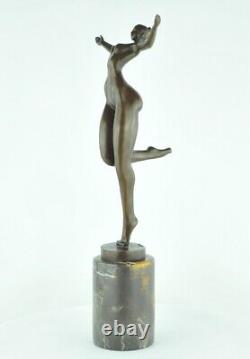 Statue Sculpture Danseuse Nue Acrobate Sexy Style Moderne Style Art Deco Bronze