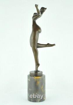 Statue Sculpture Danseuse Nue Acrobate Sexy Style Moderne Style Art Deco Bronze