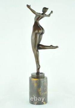 Statue Sculpture Danseuse Nue Acrobate Sexy Style Moderne Style Art Deco Bronze