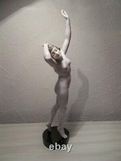 Statuette art deco DRESSEL & KISTER femme nue en porcelaine sculpture half doll