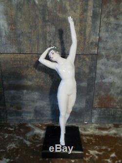 Statuette femme danseuse nue DRESSEL & KISTER art deco en porcelaine sculpture