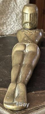 Statuette flacon Art Deco Egypte en bronze
