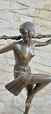 Superbe Grand Bronze Statue Art Déco Danseuse W Thyrsus Signée Pierre le Faguays