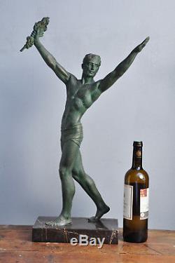 Superbe grande sculpture Demetre Chiparus 1930 Art Déco statue nude men