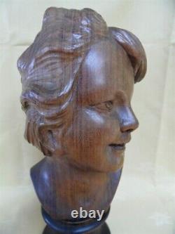 Très joli Buste de Jeune Femme en bois Art Déco