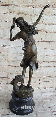 Turc Femme à Jouer Tambourin Musical Art Déco Bronze Sculpture par Moreau