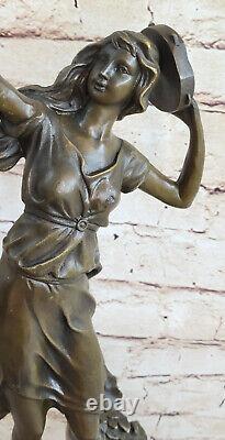 Turc Femme à Jouer Tambourin Musical Art Déco Bronze Sculpture par Moreau
